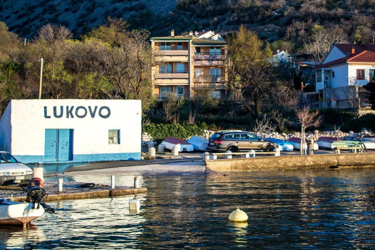 Lukovo Seafront Apartments Exterior photo